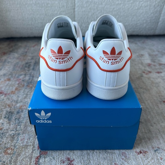 Adidas Stan Smith White Sneakers - Picture 5 of 9